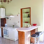 Lumineux Dans Ancienne Orangerie Avec Jardin Et Barbecue - Fr-1-489-281 度假居